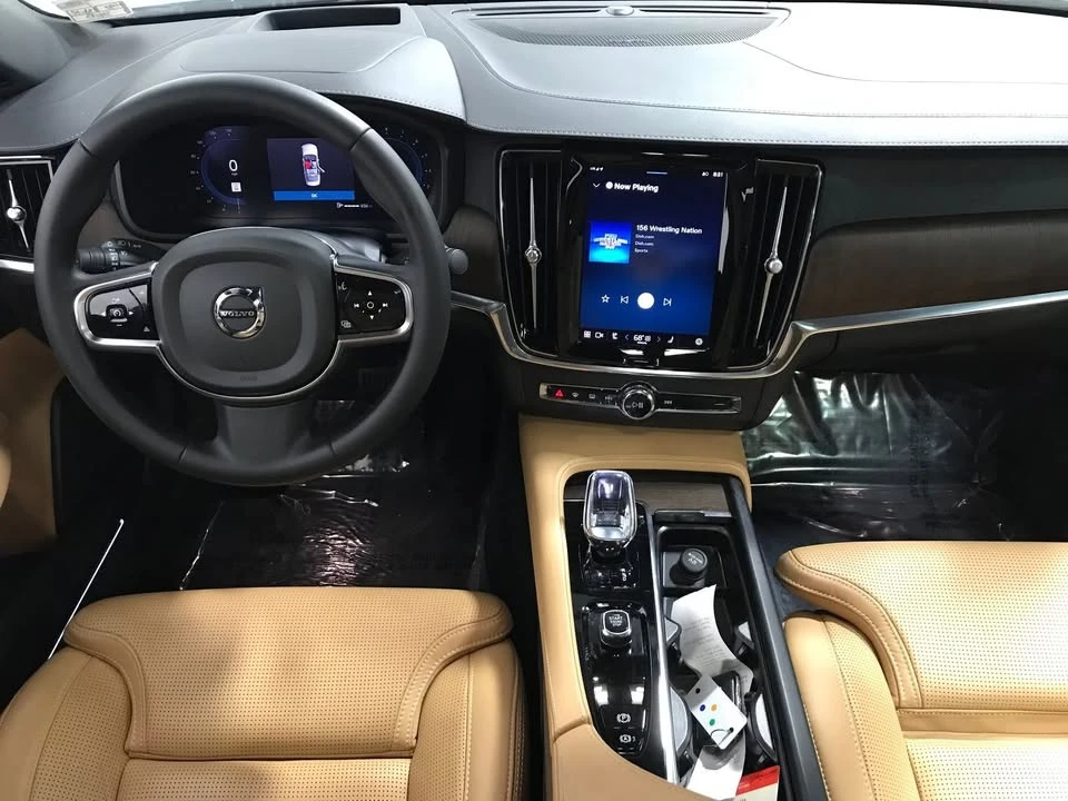 2023 Volvo S90 - Image 4 of 9