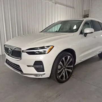 2023 Volvo XC60 B5 Ultimate