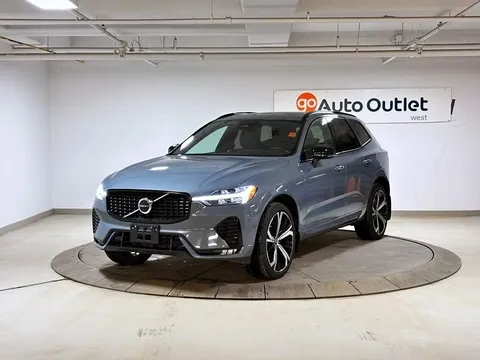 2023 Volvo XC60 Ultimate Dark Theme