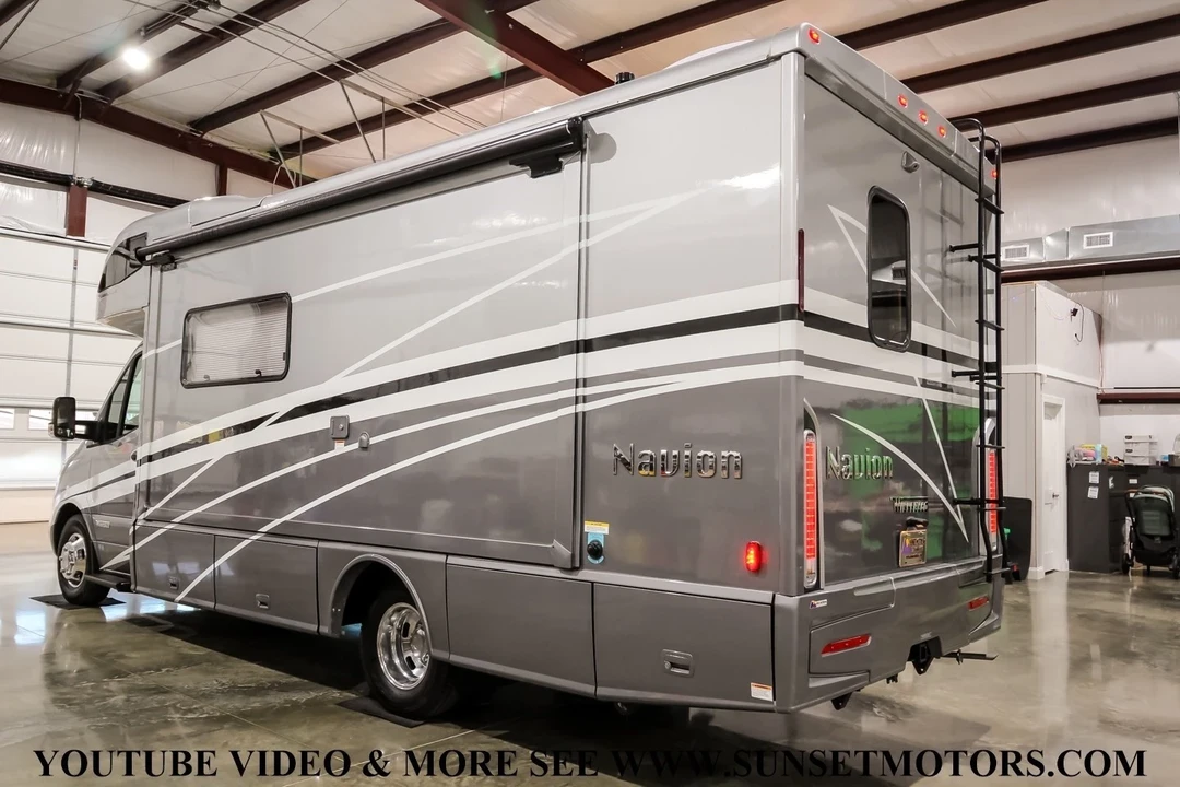 2023 Winnebago - Image 7 of 21