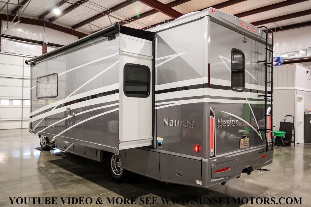 2023 Winnebago - Image 8 of 21