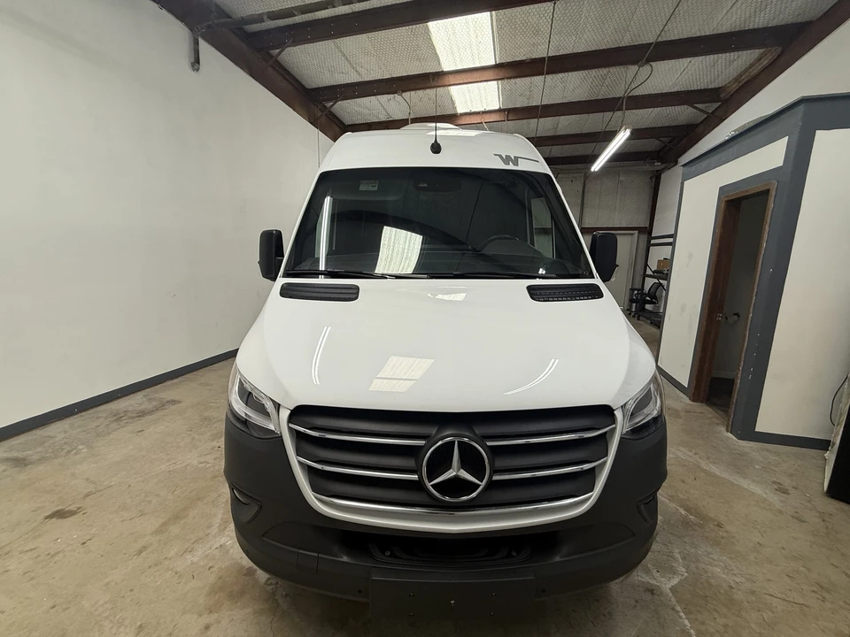 2023 Winnebago - Image 6 of 31