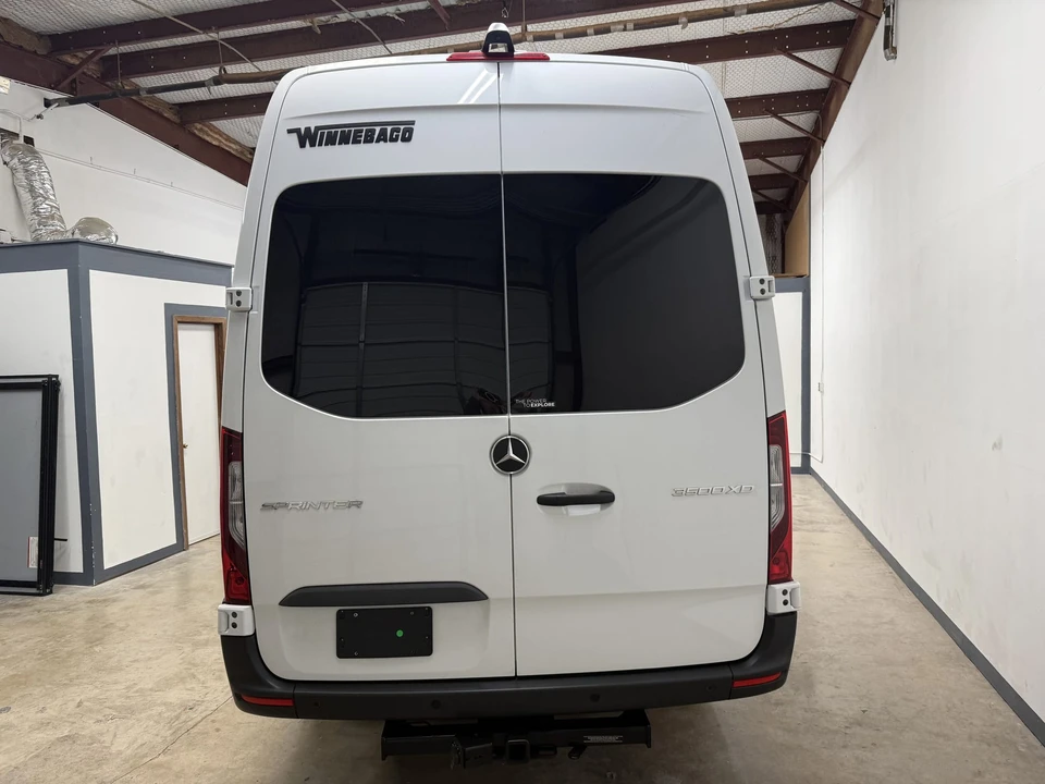 2023 Winnebago - Image 17 of 31
