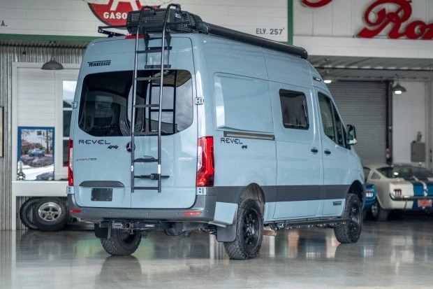 2023 Winnebago - Image 2 of 9