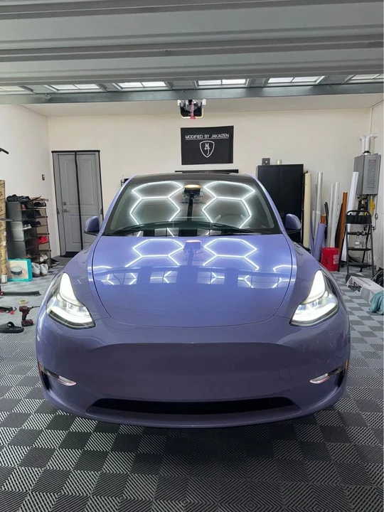 2023 Parts & Memorabilia Bodywork - Image 14 of 17