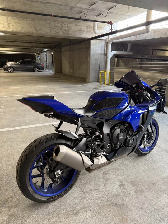 2023 Yamaha YZF - Image 3 of 5