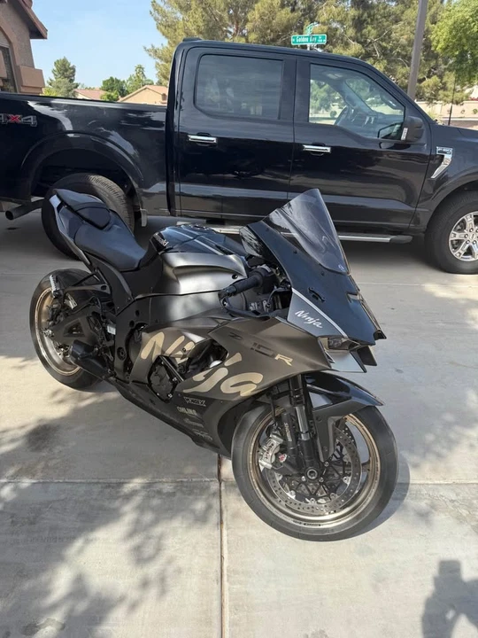 2023 Kawasaki Ninja - Image 6 of 7
