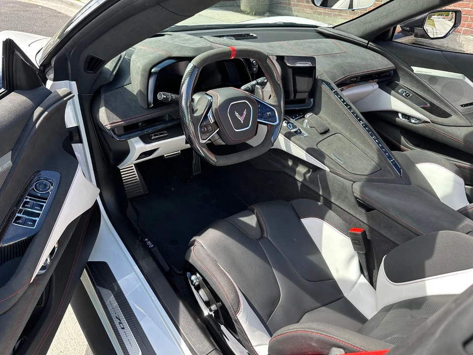 2023 Chevrolet Corvette C8 - Image 8 of 16