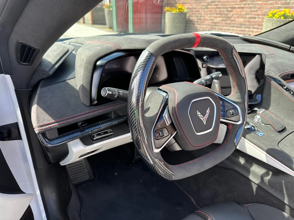 2023 Chevrolet Corvette C8 - Image 10 of 16