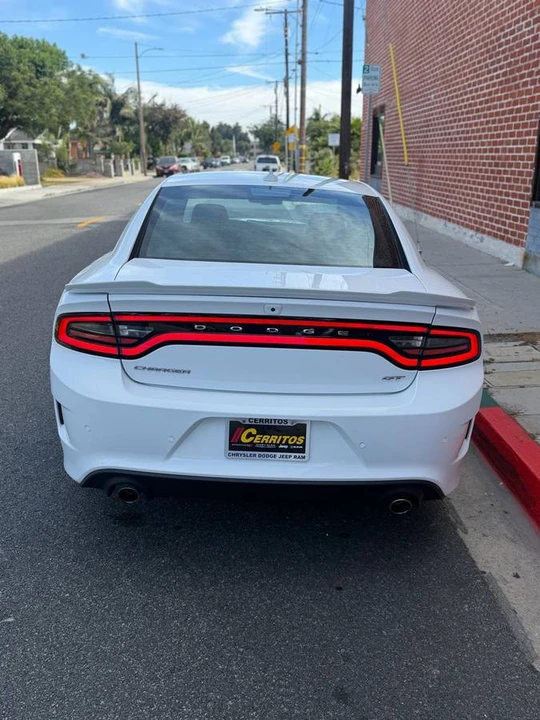 2023 Dodge Charger 7th Gen - Image 5 of 19
