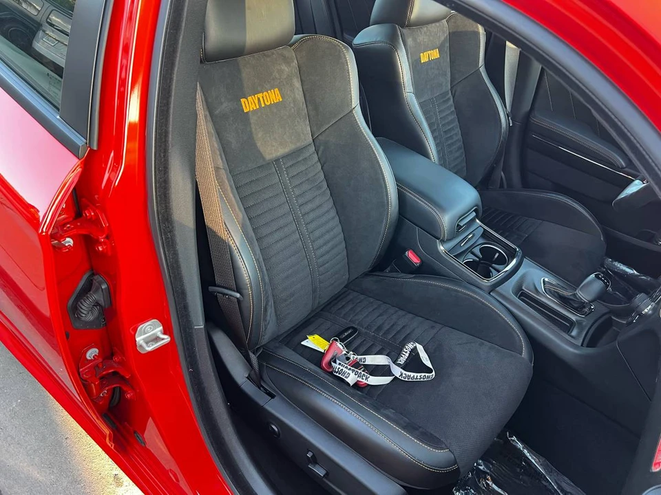 2023 Dodge Charger SRT Hellcat 7th Gen - Image 14 of 15