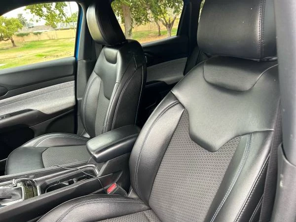 2023 Jeep Compass - Image 8 of 16
