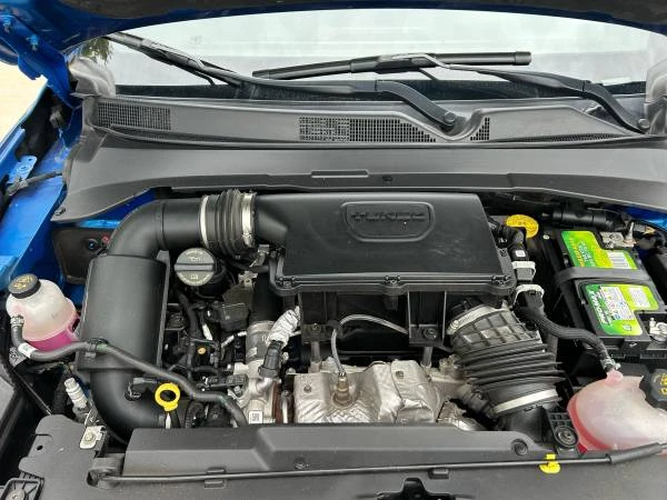 2023 Jeep Compass - Image 13 of 16
