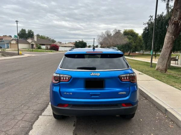2023 Jeep Compass - Image 5 of 16