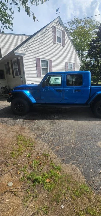 2023 Jeep JT Gladiator - Image 8 of 16