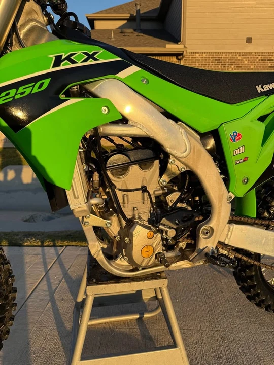 2023 Kawasaki KX - Image 8 of 8