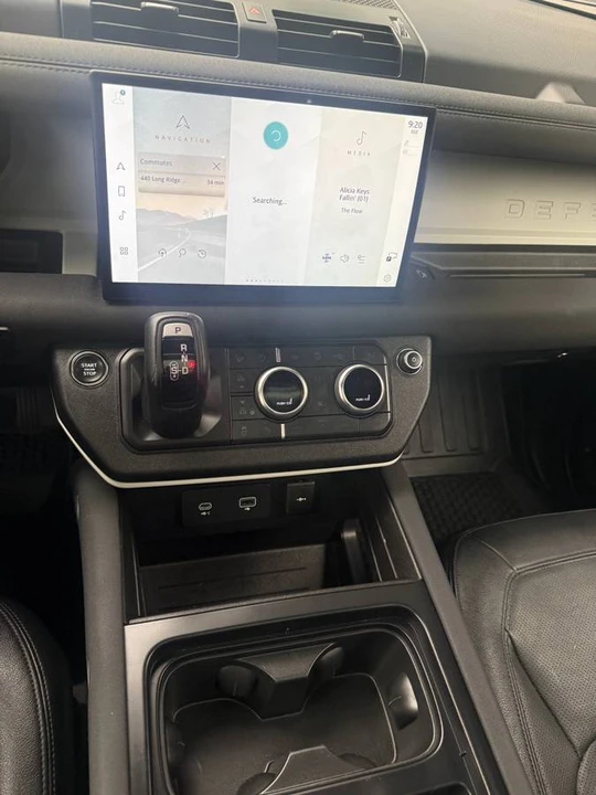 2023 Land Rover Defender L663 - Image 22 of 24