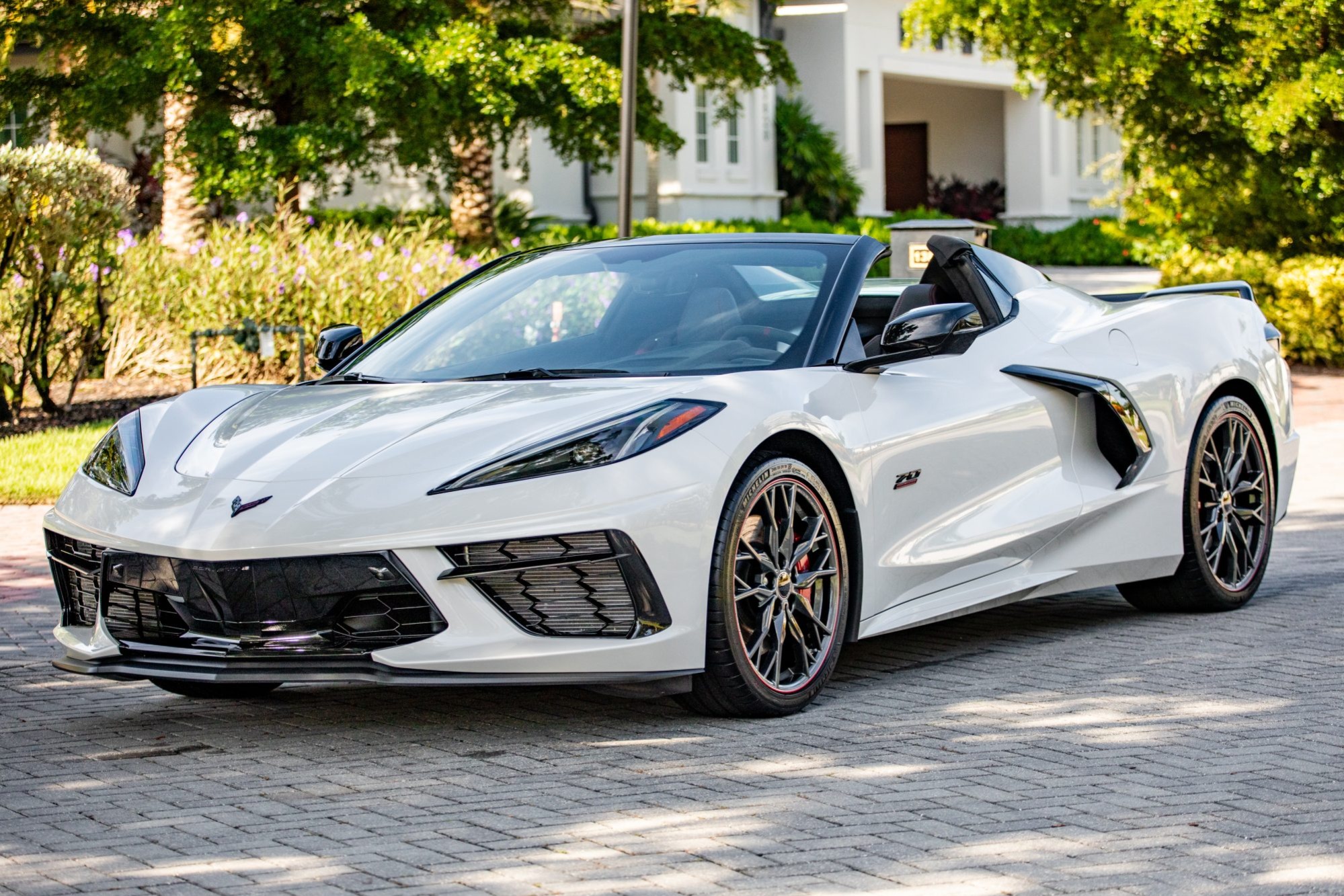 2023 Chevrolet Corvette Stingray Convertible 3LT Z51 70th Anniversary Edition