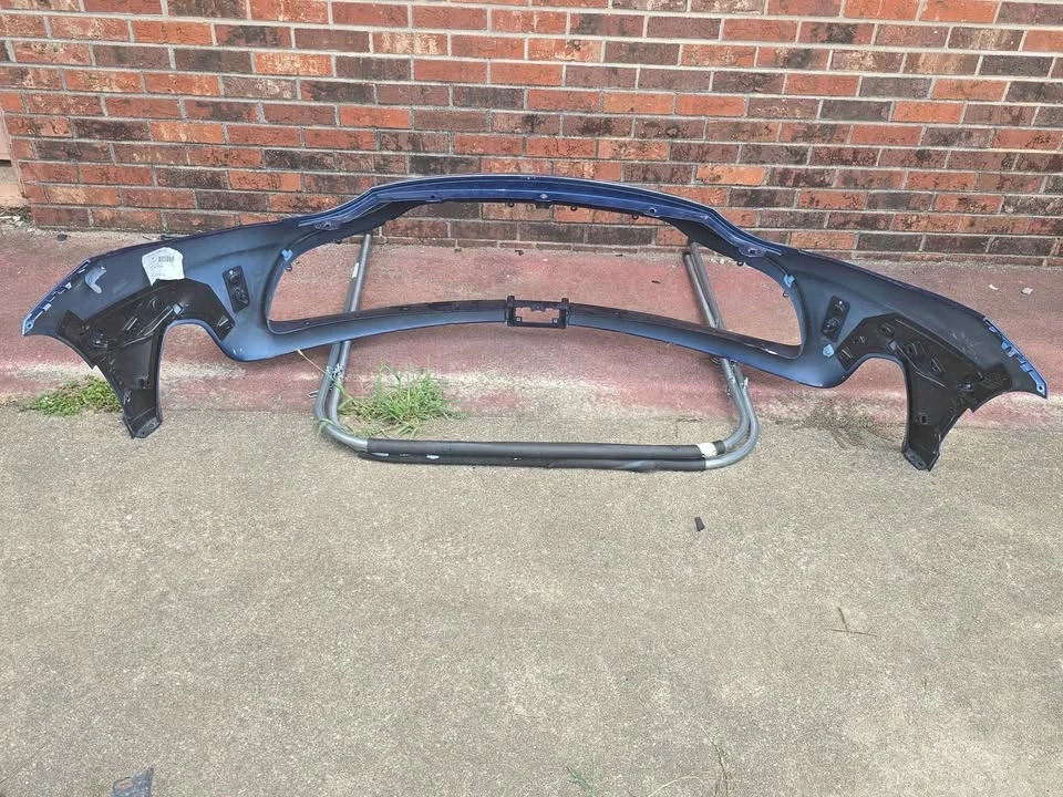 2024 Parts & Memorabilia Bodywork - Image 8 of 10
