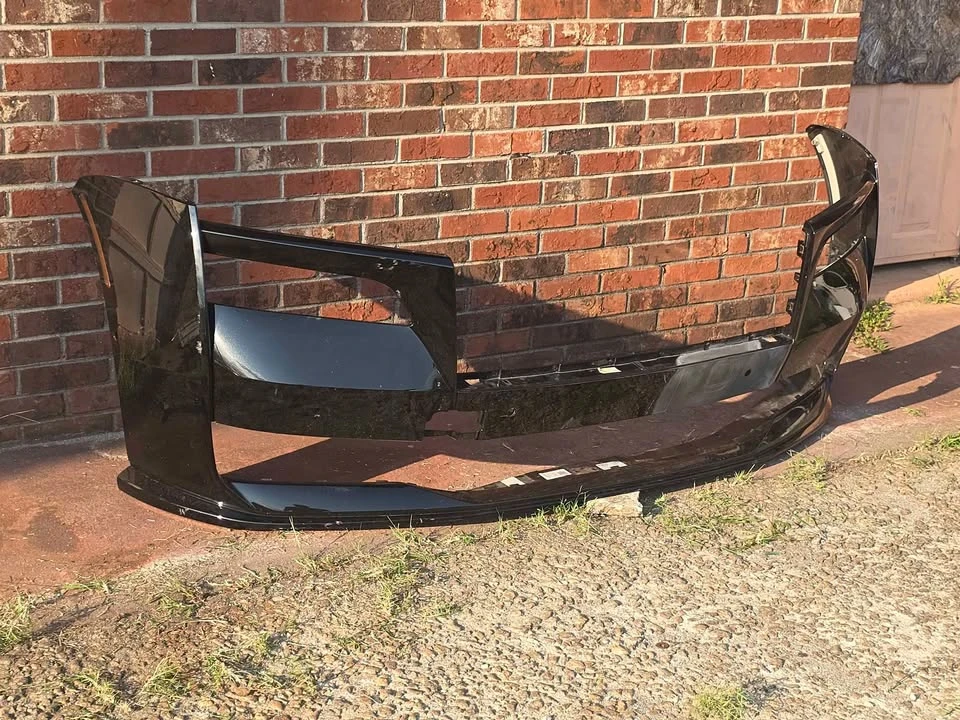 2024 Parts & Memorabilia Bodywork - Image 2 of 10