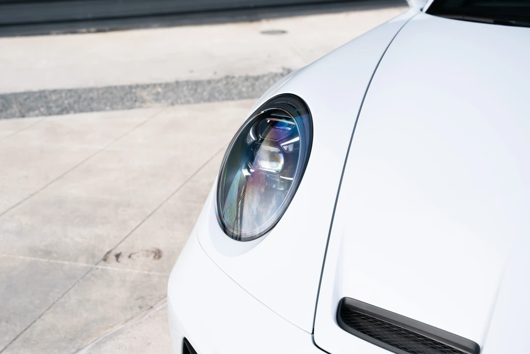 2024 Porsche 992 S/T - Image 27 of 31