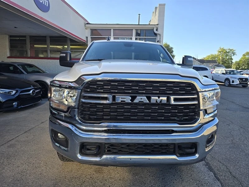2024 Ram 3500 - Image 2 of 4