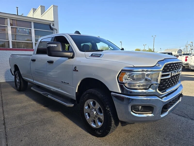 2024 Ram 3500 - Image 3 of 4