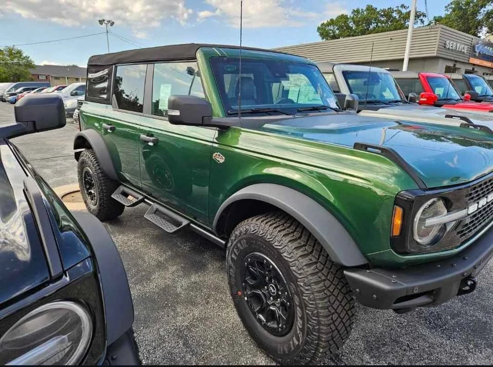 2024 Ford Bronco 6th Gen - Image 3 of 3