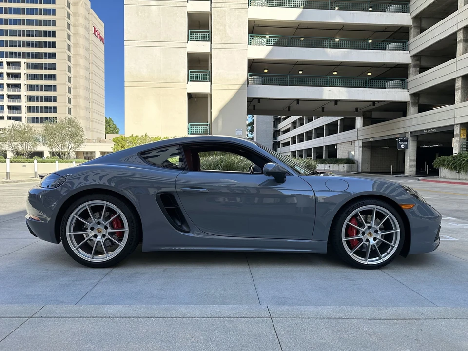 2024 Porsche 718 Cayman GTS 4.0 - Image 11 of 31