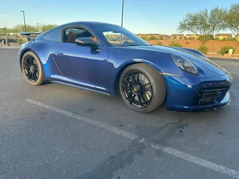 2024 Porsche 911 4 GTS