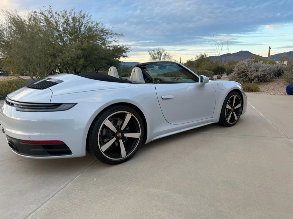 2024 Porsche 992 Carrera - Image 12 of 31