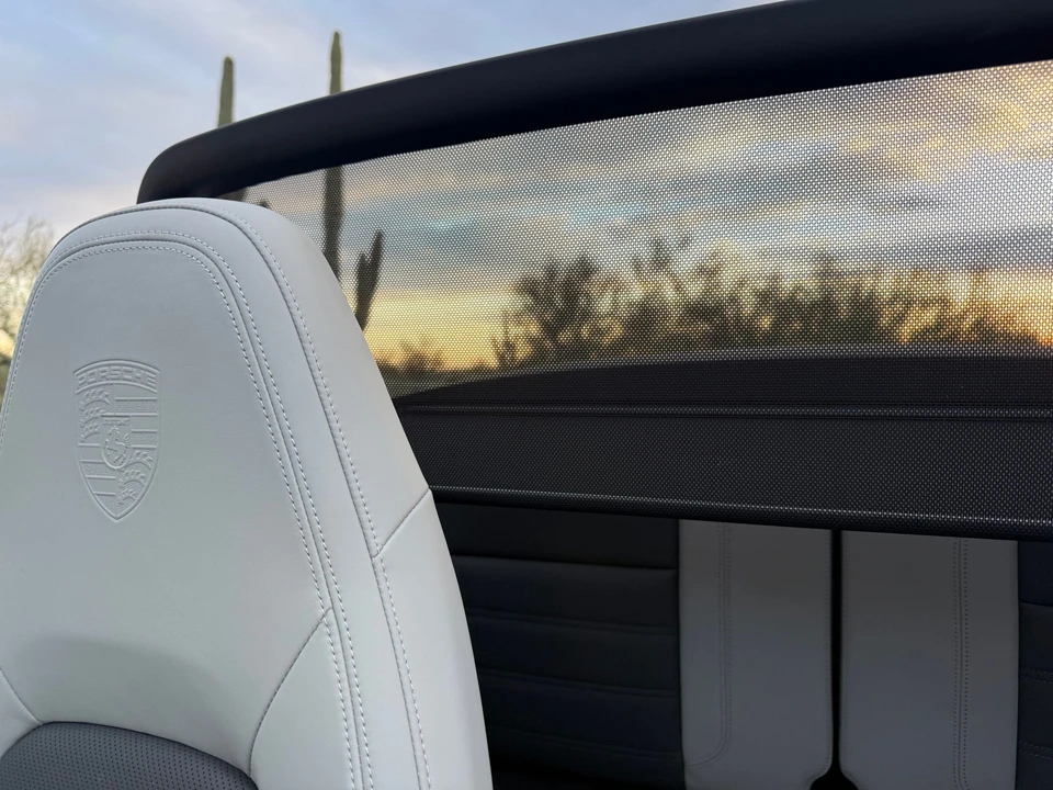 2024 Porsche 992 Carrera - Image 19 of 31