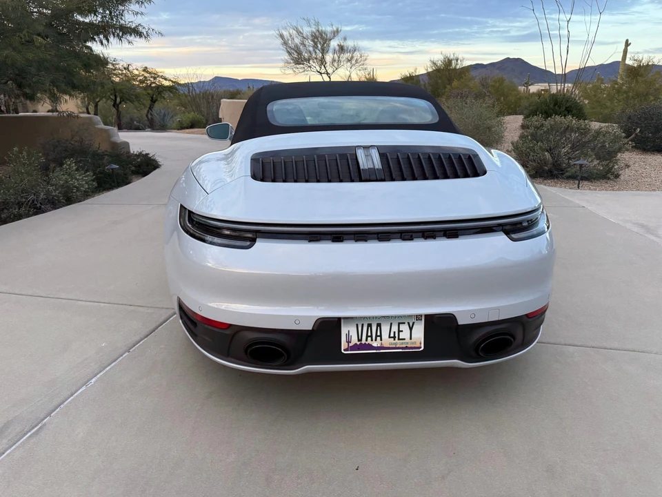 2024 Porsche 992 Carrera - Image 10 of 31