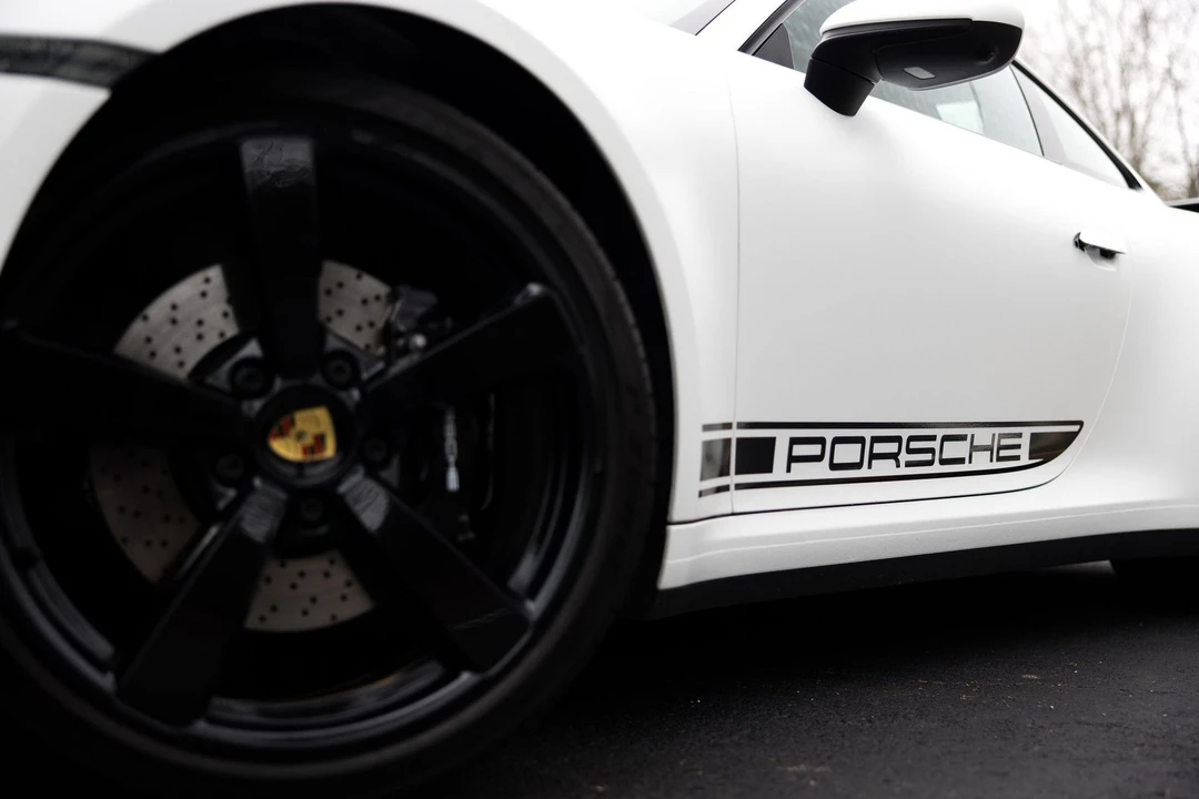 2024 Porsche 992 Carrera S - Image 5 of 16