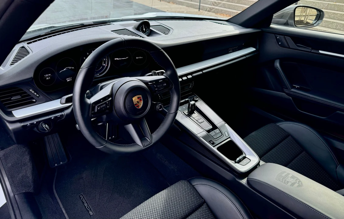 2024 Porsche 992 Carrera T - Image 7 of 13