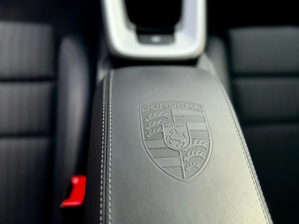 2024 Porsche 992 Carrera T - Image 10 of 13