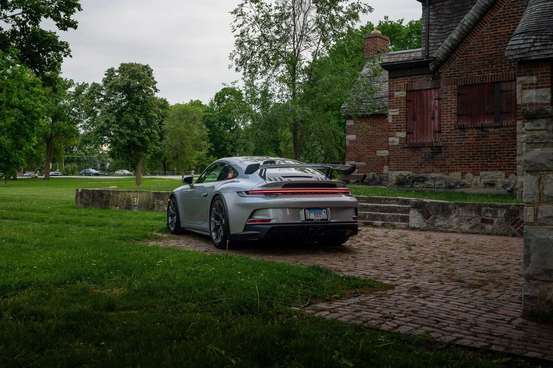2024 Porsche 992 GT3 - Image 10 of 21
