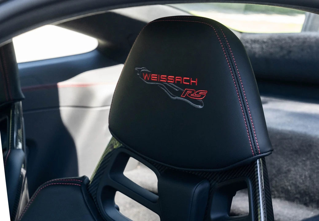 2024 Porsche 992 GT3 RS - Image 8 of 10