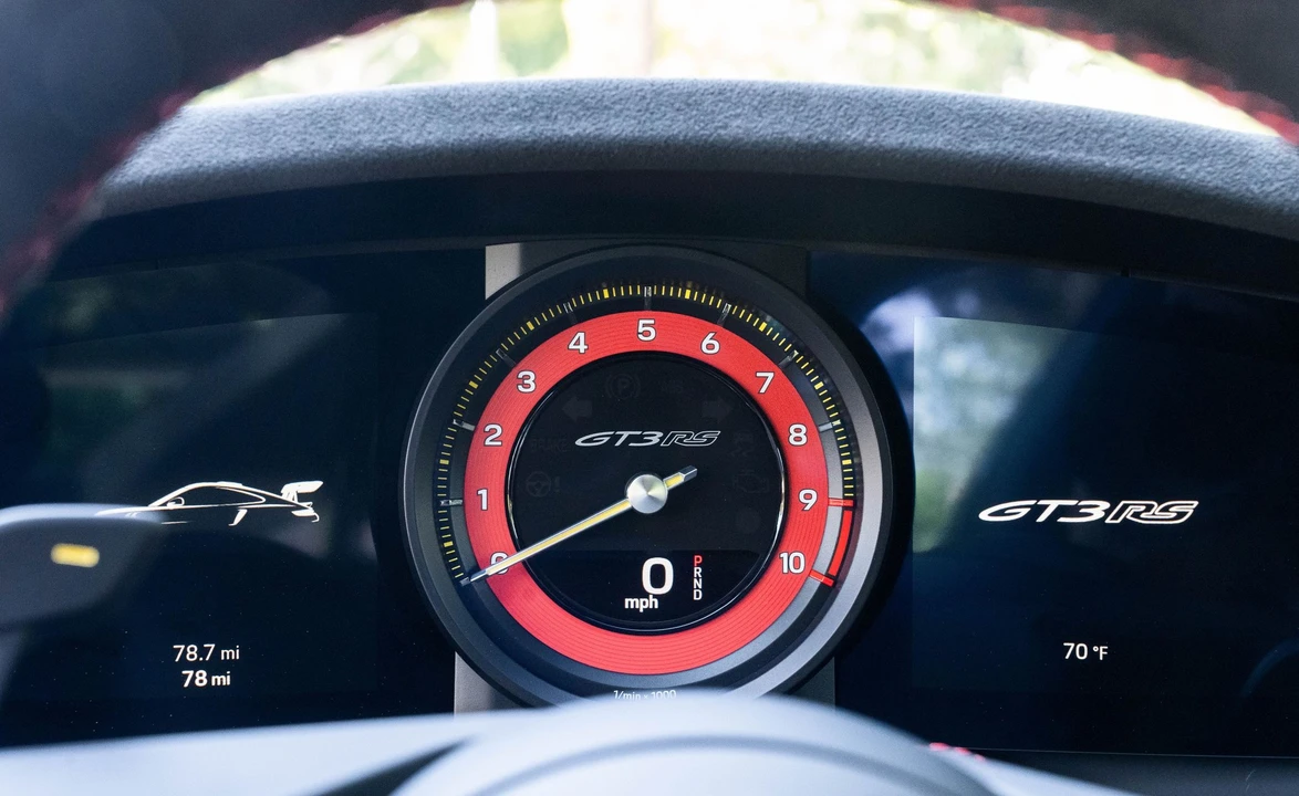 2024 Porsche 992 GT3 RS - Image 6 of 10