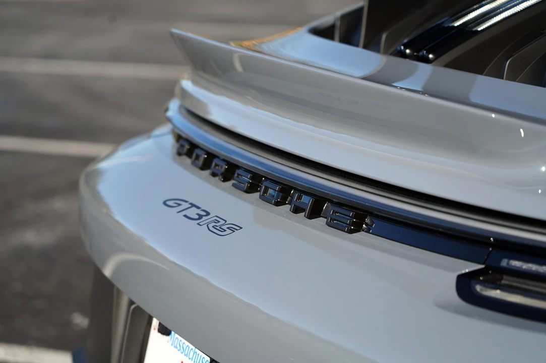 2024 Porsche 992 GT3 RS - Image 16 of 31