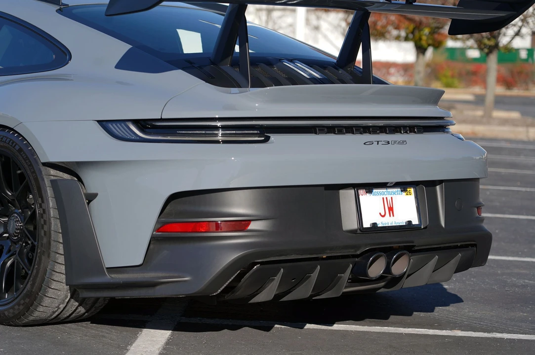 2024 Porsche 992 GT3 RS - Image 8 of 31