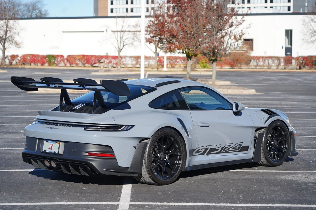 2024 Porsche 992 GT3 RS - Image 3 of 31