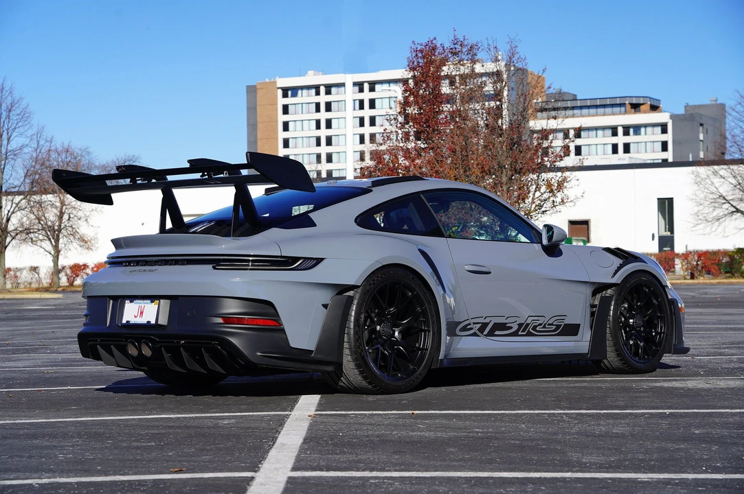 2024 Porsche 992 GT3 RS - Image 5 of 31