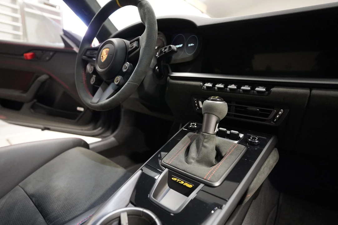 2024 Porsche 992 GT3 RS - Image 20 of 31