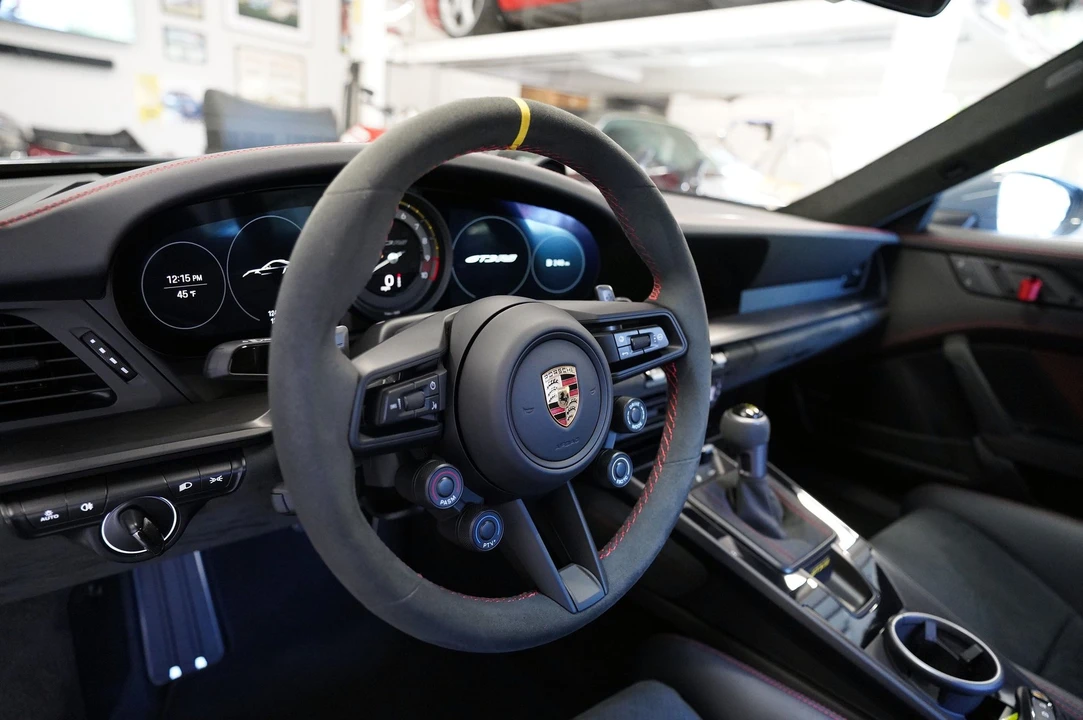 2024 Porsche 992 GT3 RS - Image 19 of 31