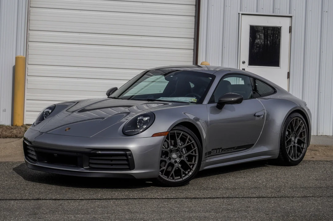 2024 Porsche 992 Carrera T - Image 1 of 22