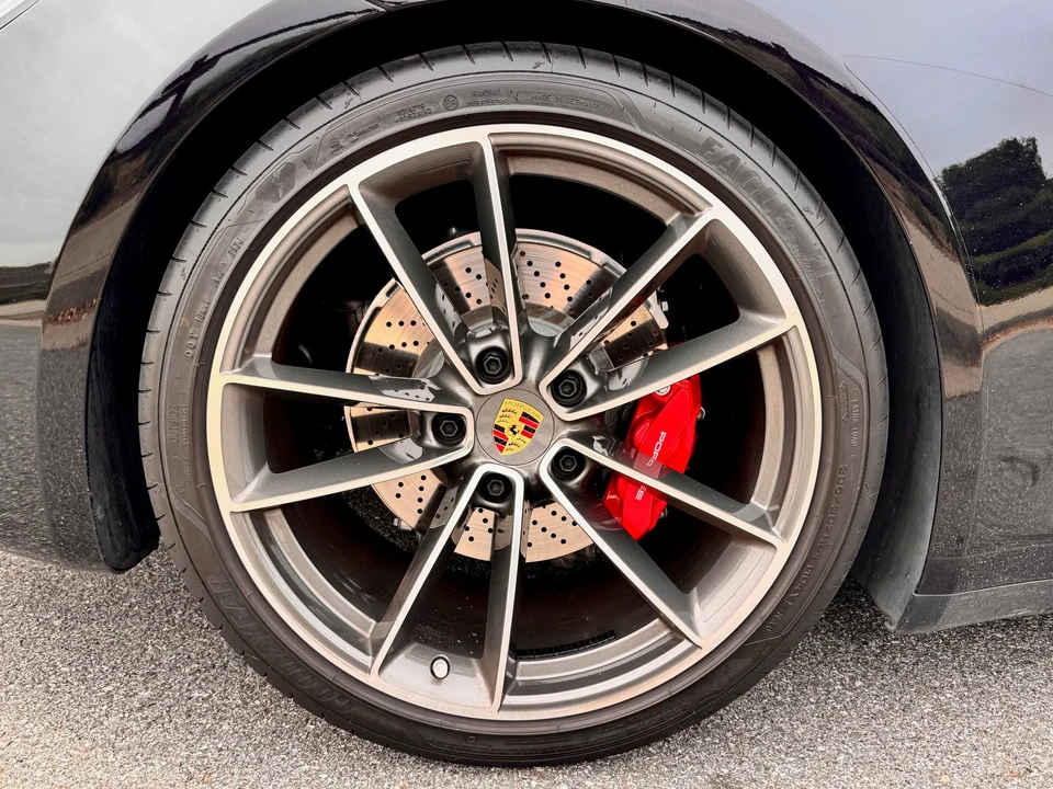 2024 Porsche 992 Targa 4 & 4S - Image 11 of 15
