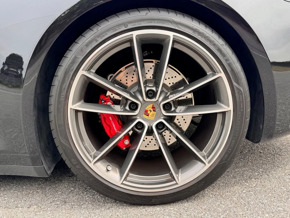 2024 Porsche 992 Targa 4 & 4S - Image 13 of 15