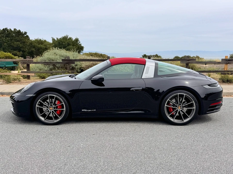 2024 Porsche 992 Targa 4 & 4S - Image 4 of 15