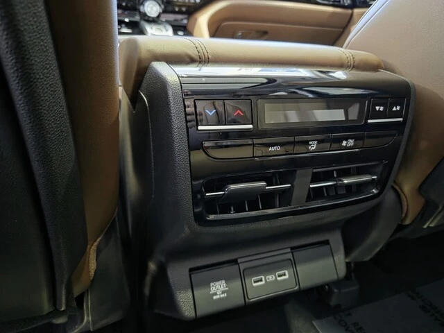 2024 Acura MDX 4th Gen - Image 14 of 21